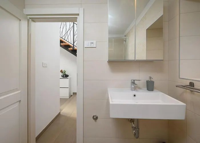 Villa House Leny By Istrialux *