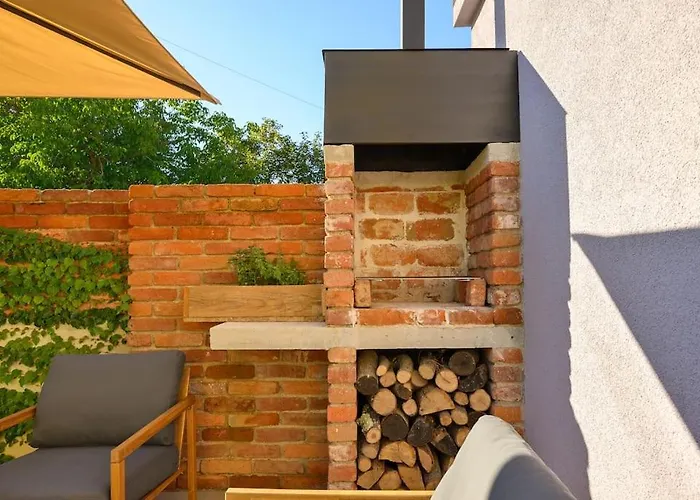 House Leny By Istrialux