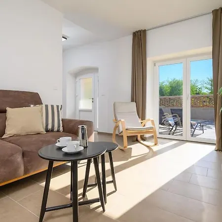 Villa House Leny By Istrialux